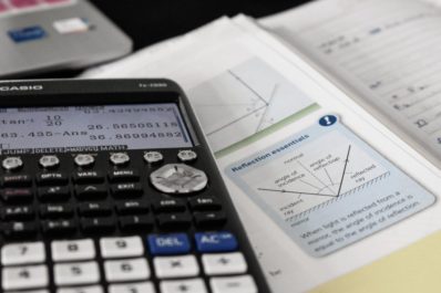 Køb en bog om undersøgende arbejde i matematik